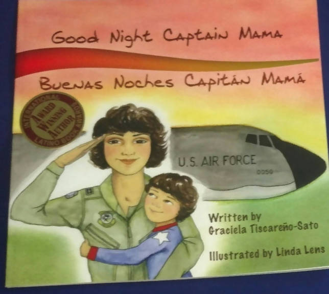 Good Night Captain Mama: Buenas Noches Capitán Mamá