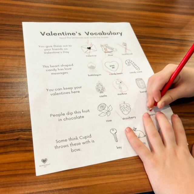 Valentine s Day Identifying Objects By Function Worksheets Bilingual Valentine s day identifying objects by function worksheets bilingual
